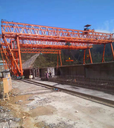 架橋機租賃費一個月多少錢？