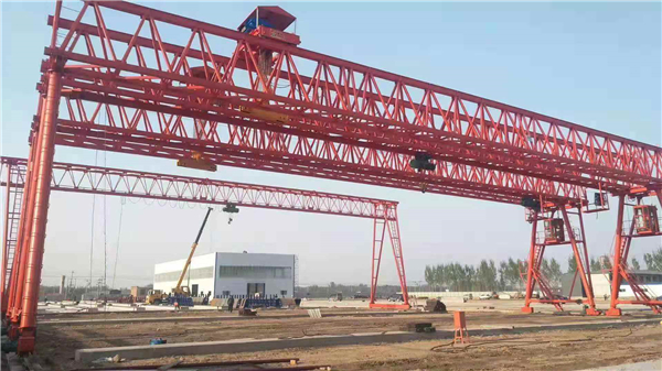 龍門吊主梁變形的原因有哪些？