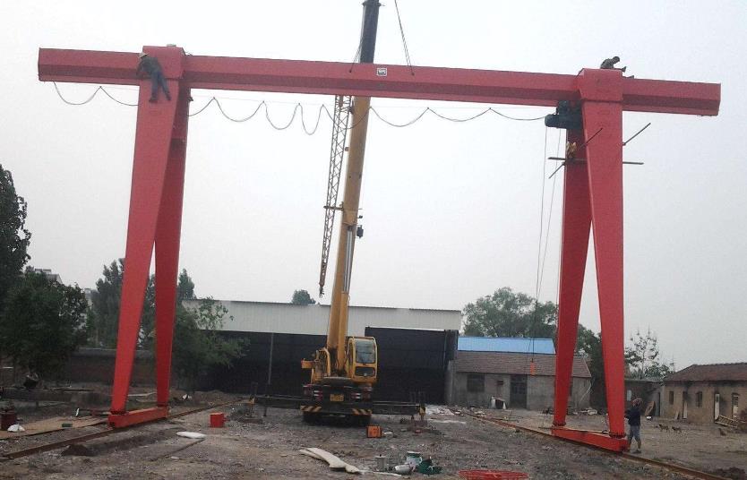 單梁龍門吊的起重能力和跨度范圍是多少？如何選擇適合自己需求的型號？